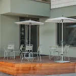 Youth Hostel *