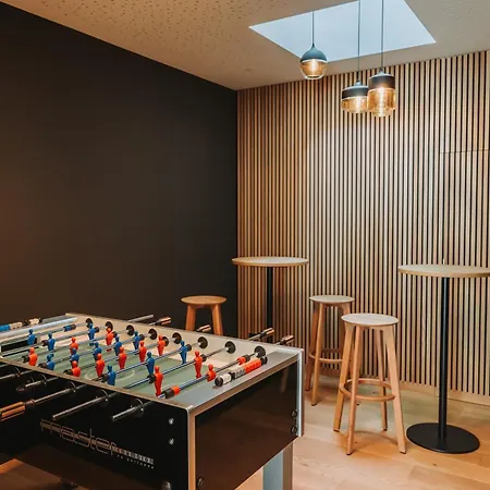 Youth Hostal *