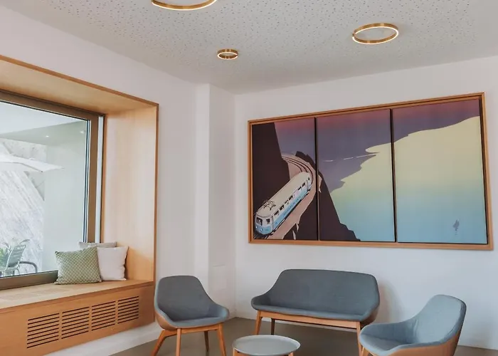 Хостел Youth *