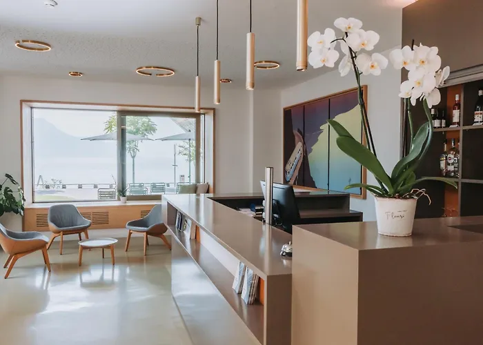 ユース ホステル