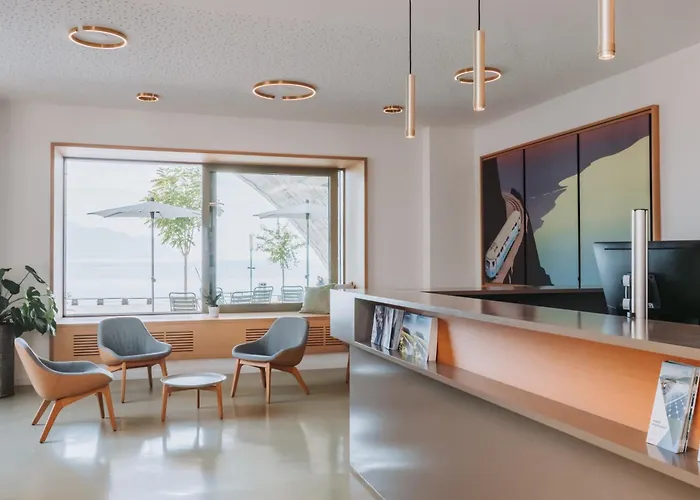 ユース ホステル モントルー